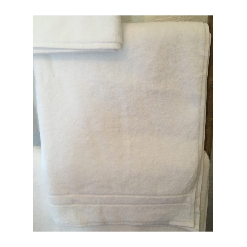 drap-de-bain-hotellerie-blanc