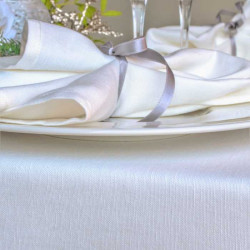 Linge de table professionnel pour restaurant ▷ Nappes, serviettes, bavoirs