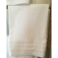 Serviette de douche personnalisée pour hôtel et spa - Comptoir TExtile