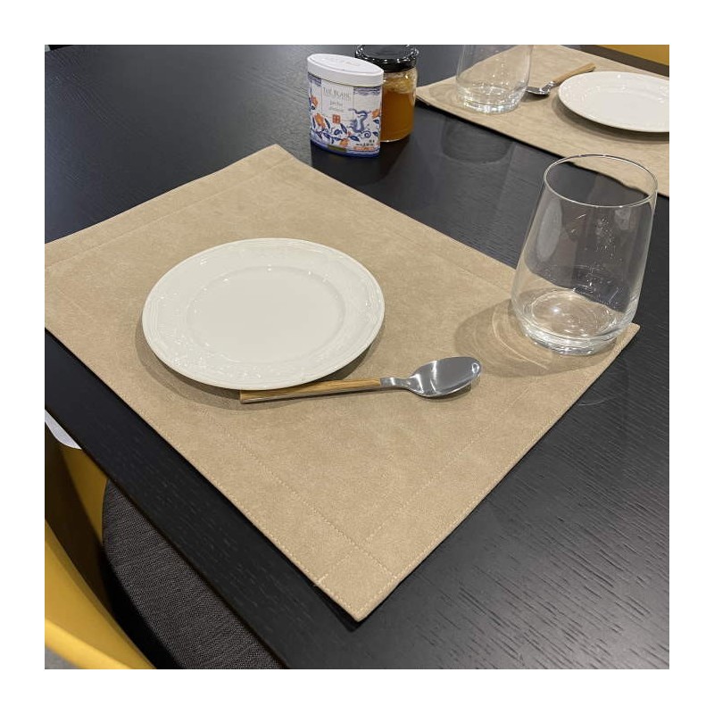 set-table-restaurant-daim