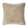 coussin-velours-taupe-clair